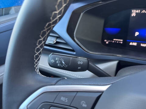 2023 Volkswagen Taos SE 4Motion