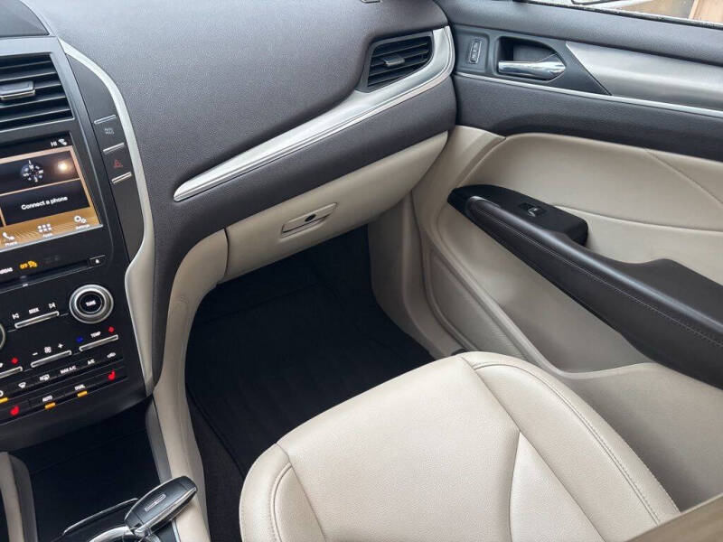 2019 Lincoln MKC Premiere