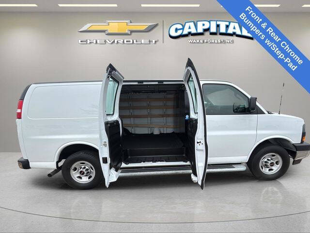 2024 GMC Savana 2500
