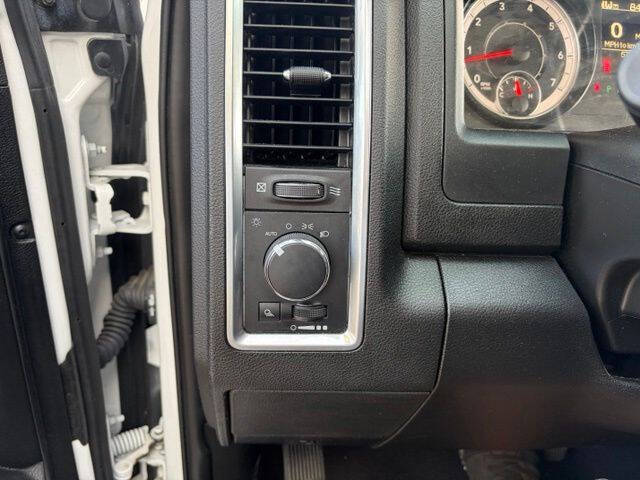 2024 RAM 1500 Classic SLT
