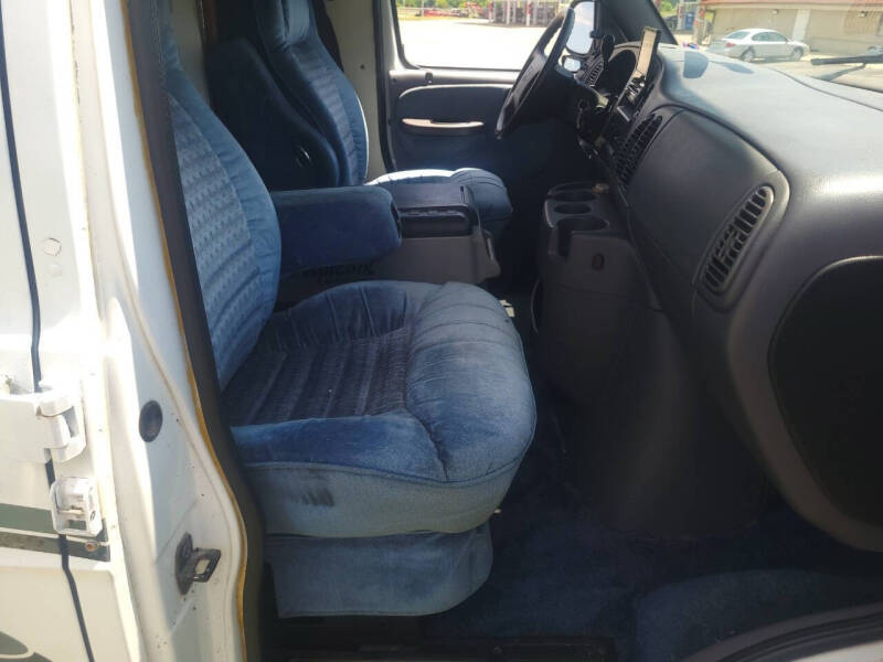 2000 Dodge Ram Van 3500