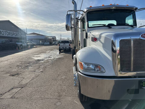 2020 Peterbilt 337