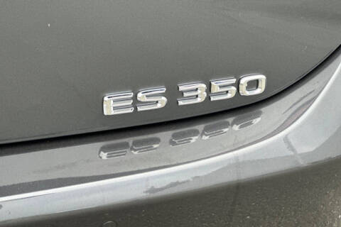 2025 Lexus ES 350