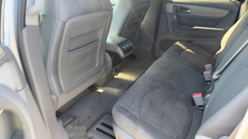 2017 Chevrolet Traverse LT