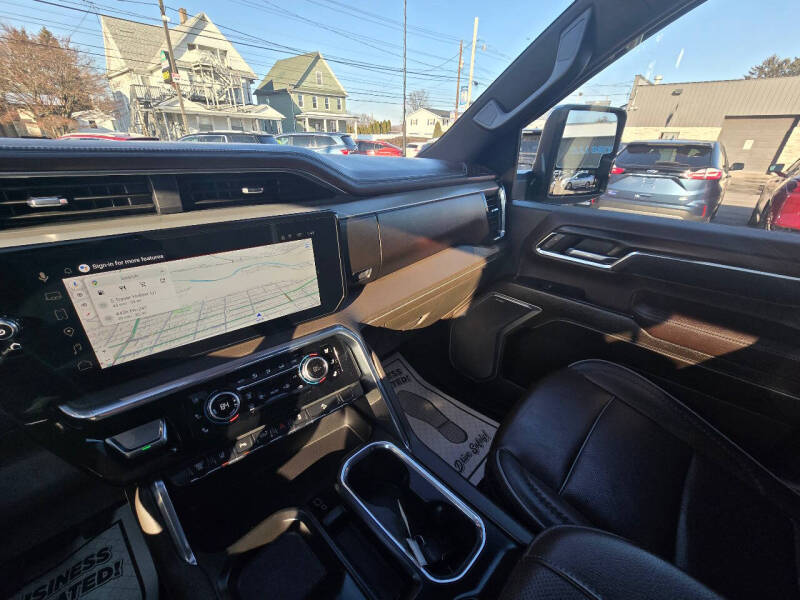 2024 GMC Sierra 2500HD Denali