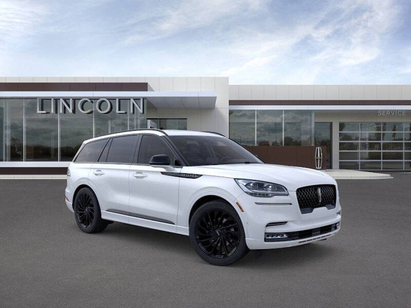 2024 Lincoln Aviator Black Label