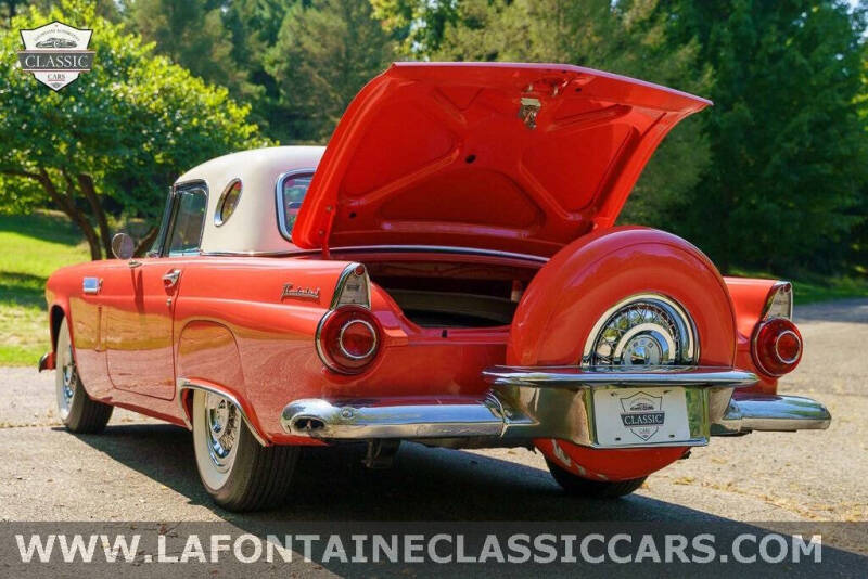 1956 Ford Thunderbird