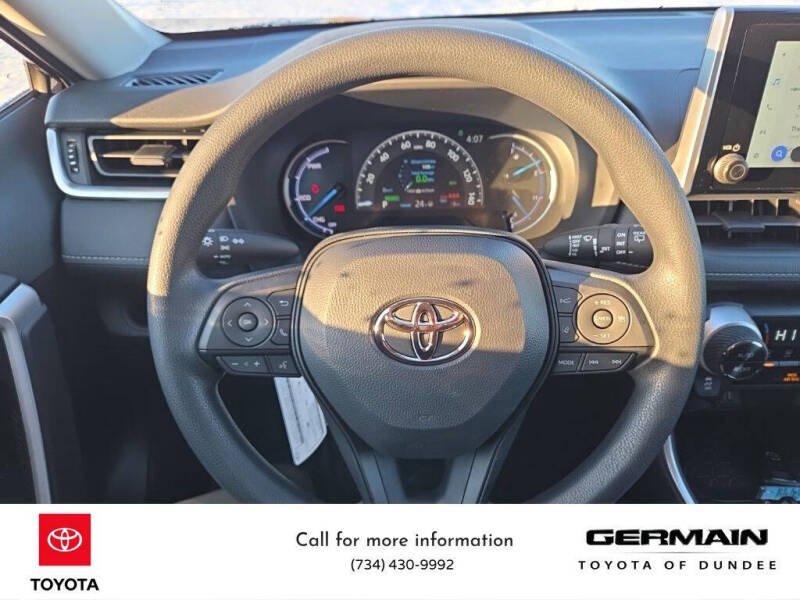 2025 Toyota RAV4 Hybrid XLE