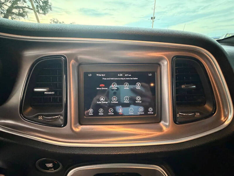 2019 Dodge Challenger SXT