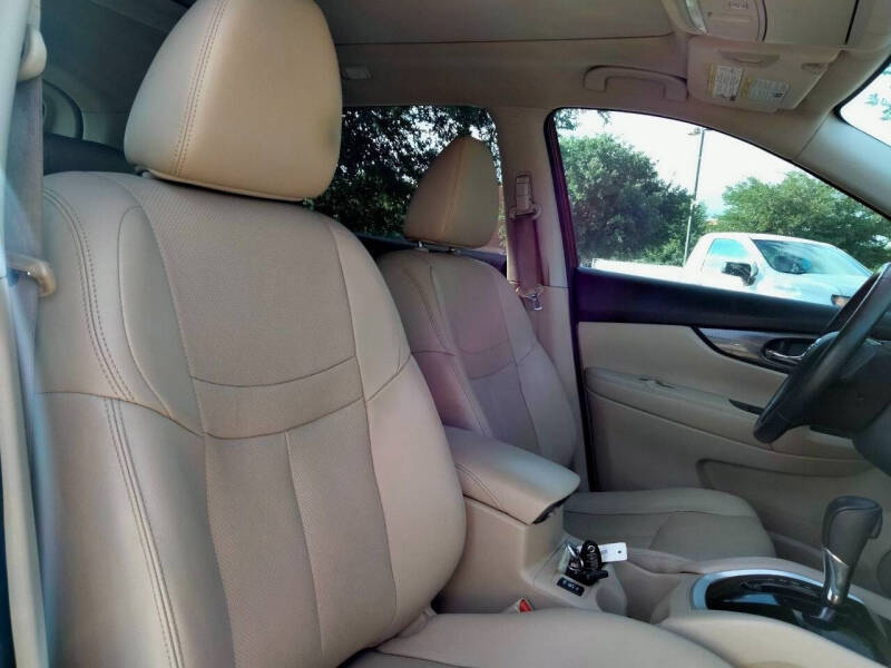 2016 Nissan Rogue SL