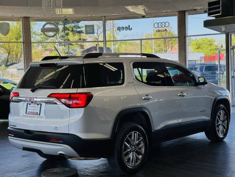 2019 GMC Acadia SLE-2