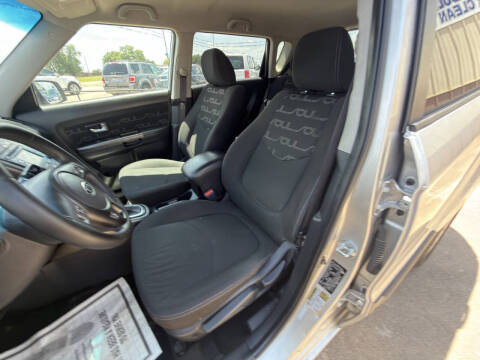 2012 Kia Soul +