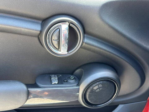 2017 MINI Hardtop 2 Door Cooper