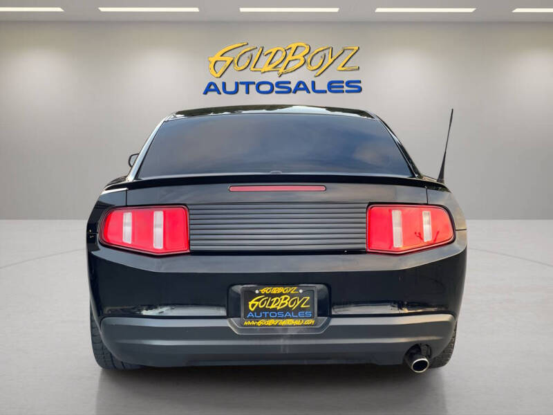 2010 Ford Mustang V6