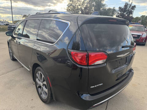 2017 Chrysler Pacifica Limited