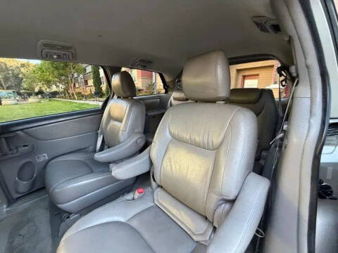 2010 Toyota Sienna