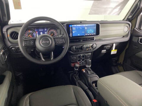 2025 Jeep Gladiator Mojave X