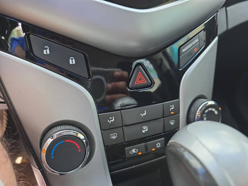 2011 Chevrolet Cruze LT