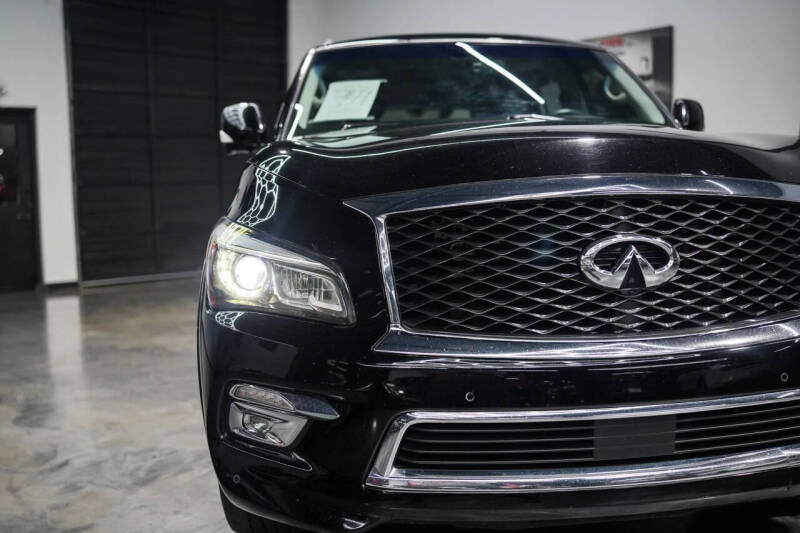 2017 Infiniti QX80