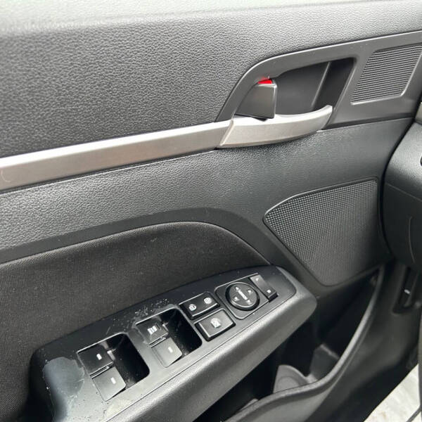2019 Hyundai Elantra