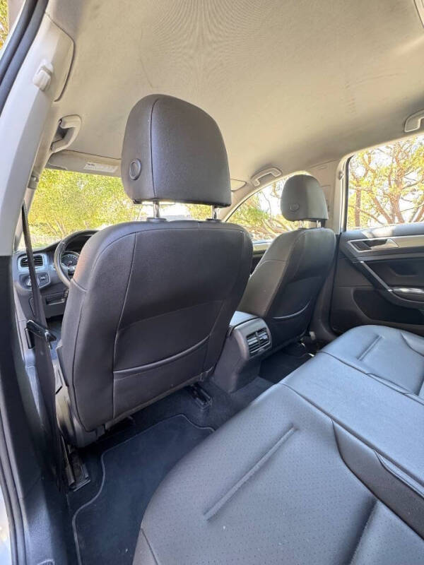 2015 Volkswagen e-Golf SEL Premium