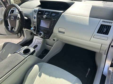 2013 Toyota Prius v Three