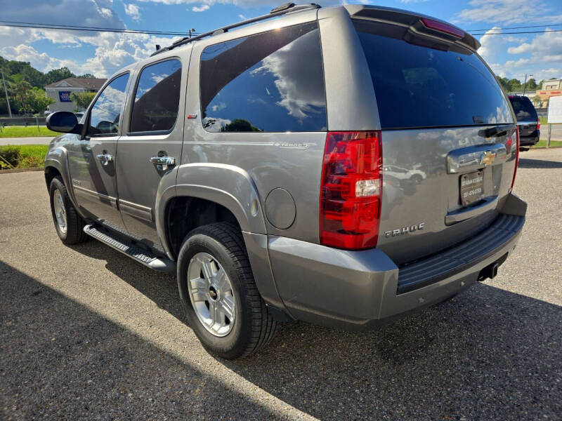 Image of 2012 Chevrolet Tahoe LT