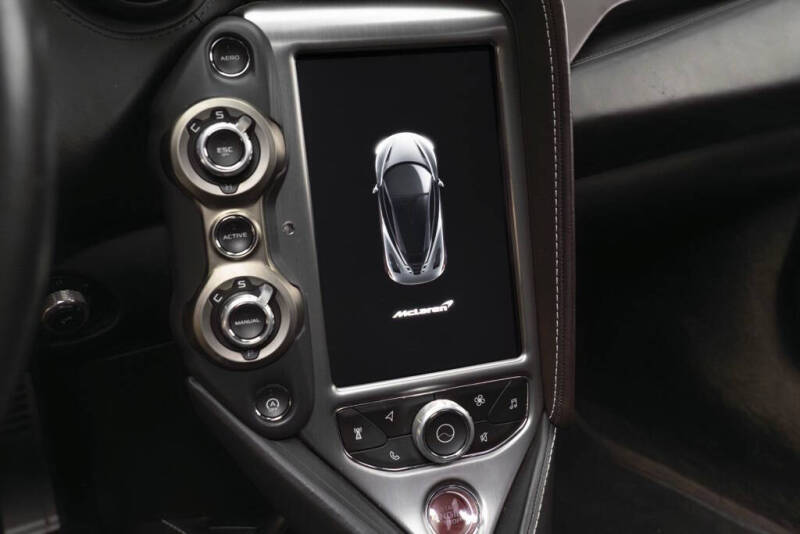 2018 McLaren 720S Luxury