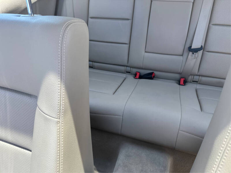 2012 Mercedes-Benz E-Class