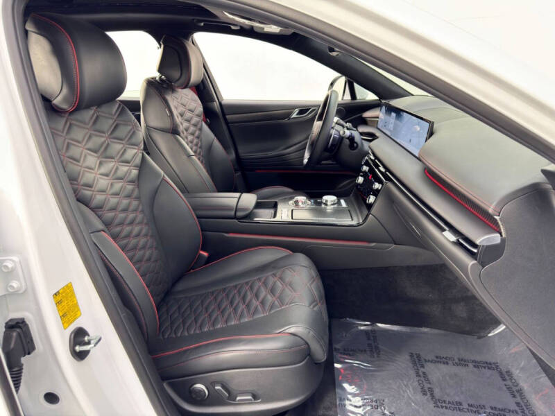 2025 Genesis G80 3.5T Sport Prestige