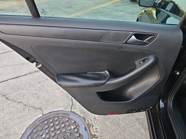 2016 Volkswagen Jetta