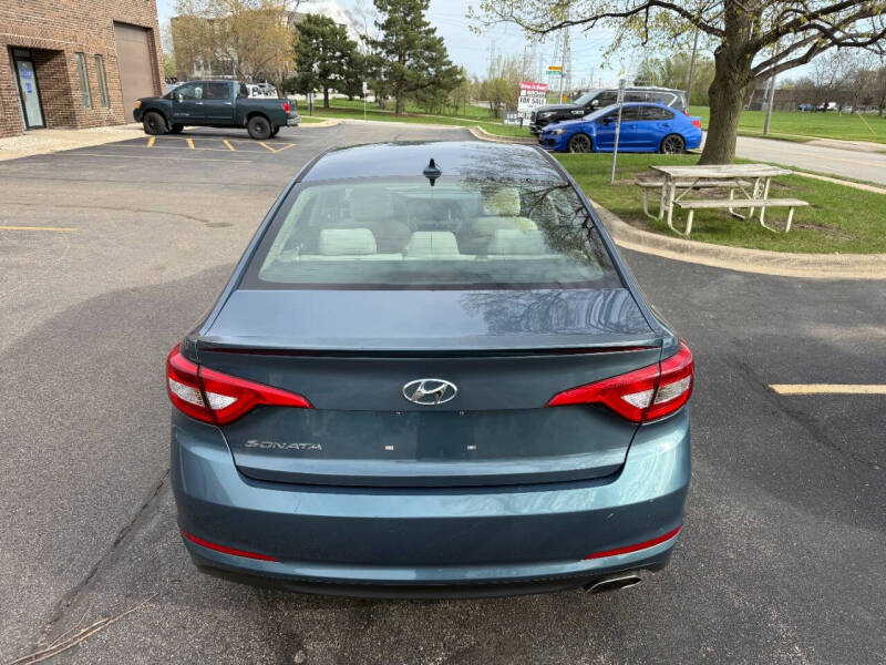 2016 Hyundai Sonata SE