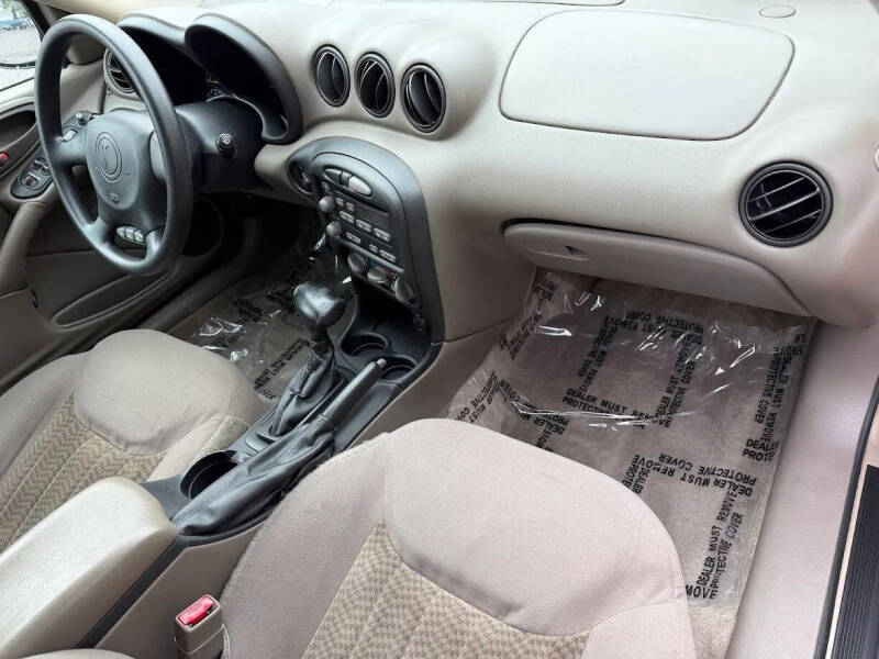 2004 Pontiac Grand Am SE1