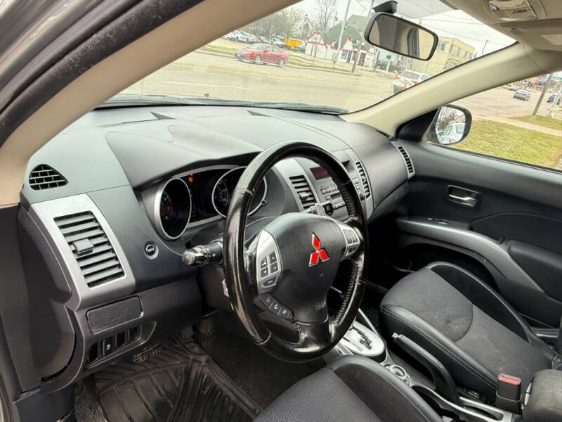 2013 Mitsubishi Outlander SE