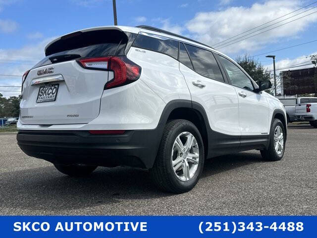 2023 GMC Terrain SLE