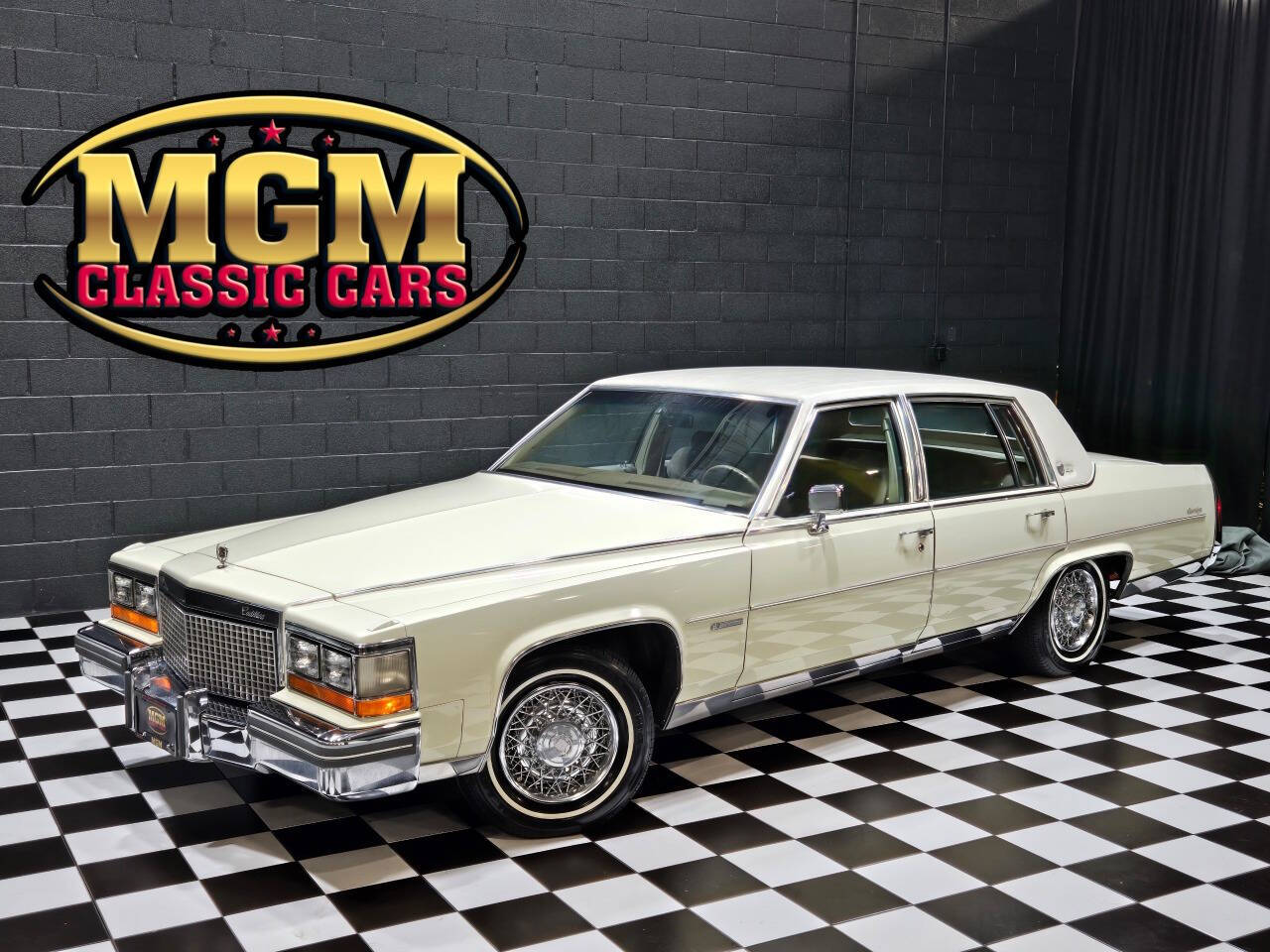 1981 Cadillac Fleetwood Brougham 1