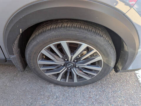 2022 Nissan Kicks SV