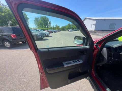 2011 Ford Escape XLT