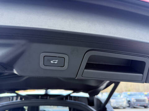 2018 Land Rover Range Rover Velar P250 R-Dynamic SE