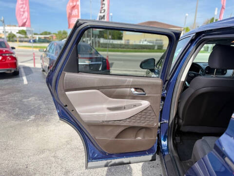 2020 Hyundai Santa Fe SE