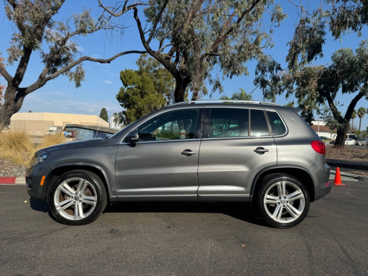 2014 Volkswagen Tiguan for sale at RGM Auto Sales in San Diego, CA