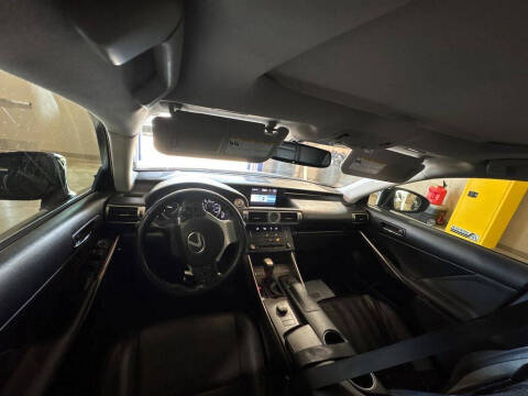 2015 Lexus IS 350