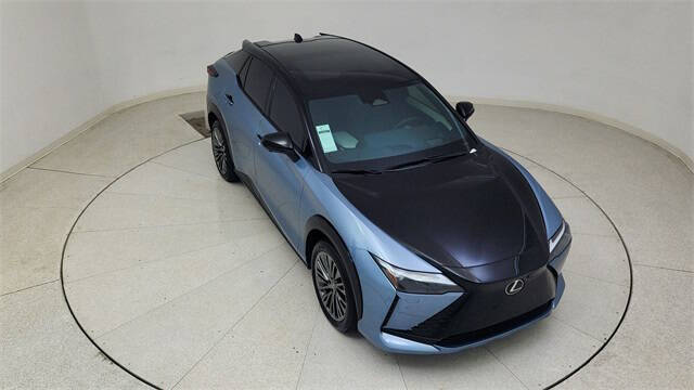 2023 Lexus RZ 450e Luxury