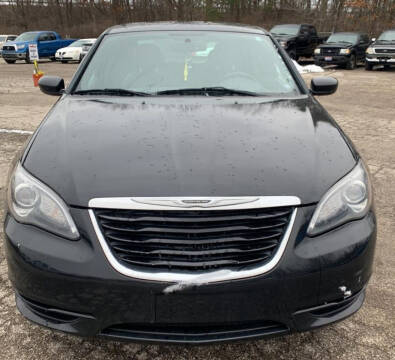 2011 Chrysler 200 for sale at The Bengal Auto Sales LLC in Hamtramck MI