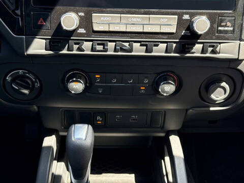 2026 Nissan Frontier SV