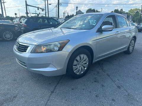 2009 Honda Accord for sale at Royal Motors in Hyattsville MD