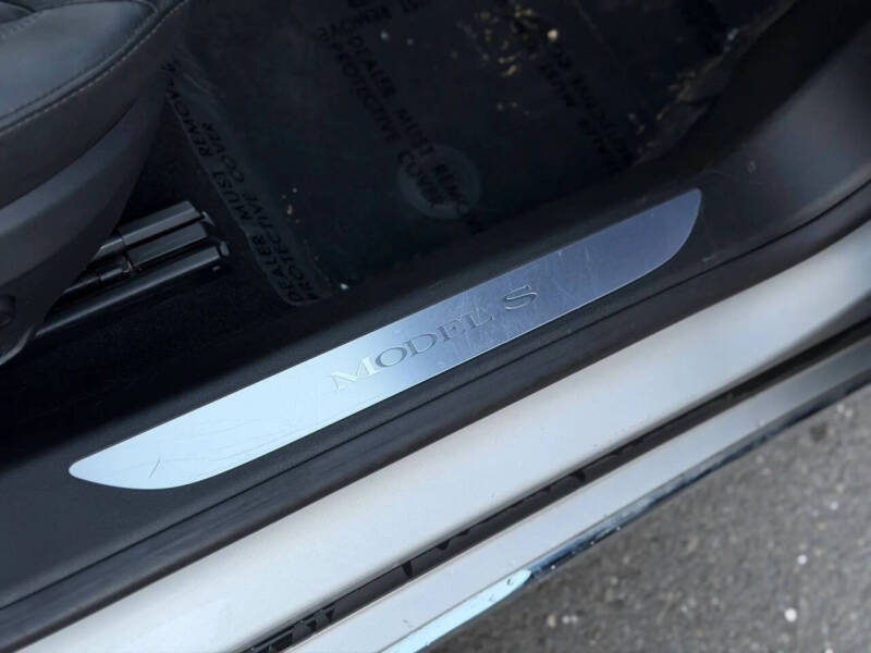 2016 Tesla Model S