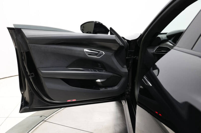 2022 Audi RS e-tron GT quattro