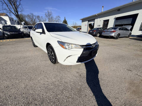 2017 Toyota Camry LE