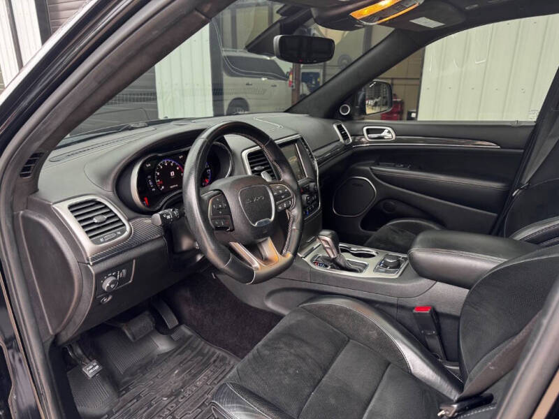 2017 Jeep Grand Cherokee SRT